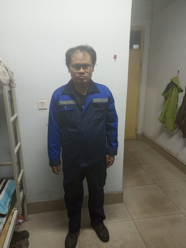 黄俊的第一张照片--贵阳相亲服务中心