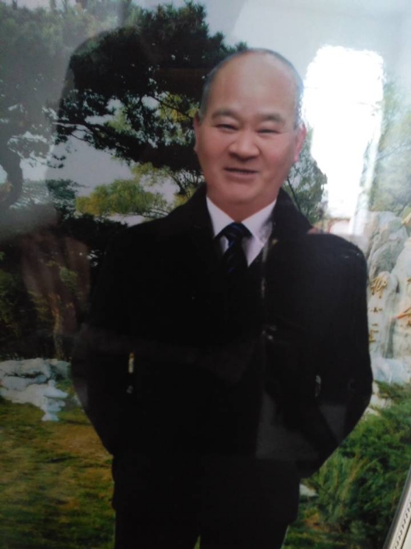 老方丈的第一张照片--贵阳相亲服务中心