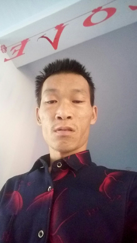 向阳的第一张照片--贵阳相亲服务中心