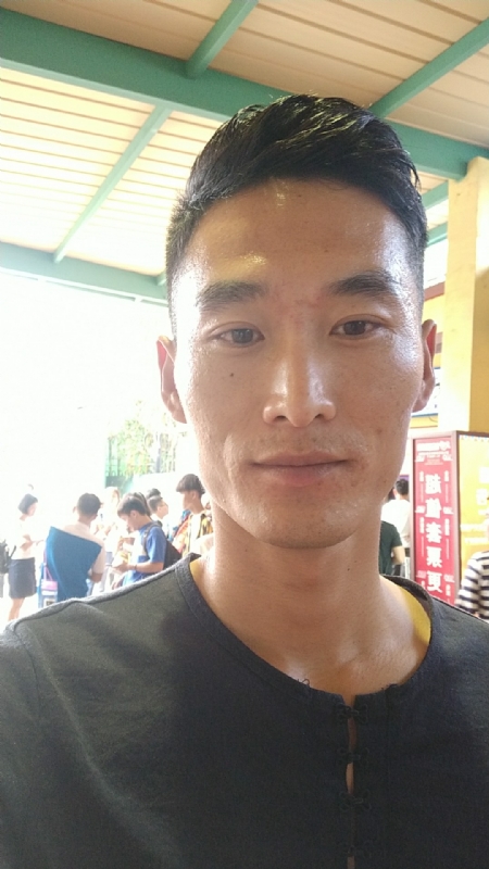 难得糊涂的第一张照片--贵阳相亲服务中心