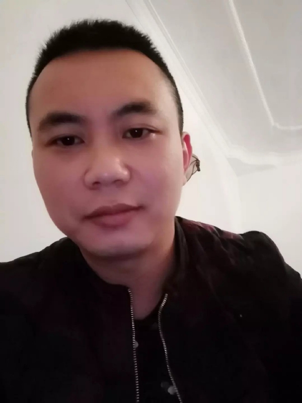 喜闻香气的第一张照片--贵阳相亲服务中心