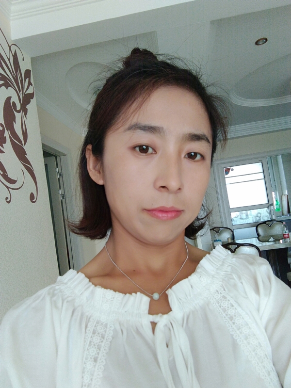 柠檬的第一张照片--贵阳相亲服务中心