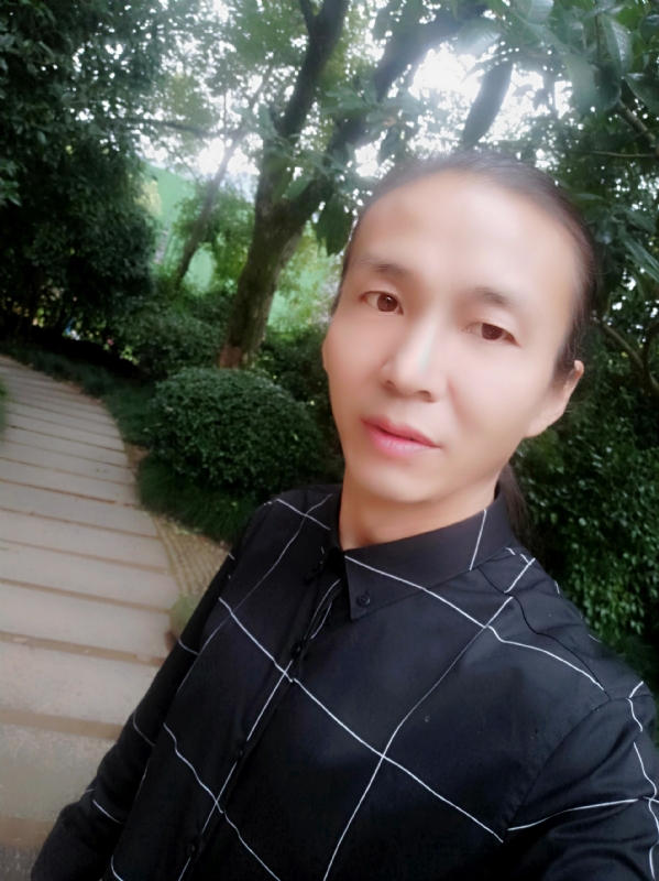 北方的狼的第一张照片--贵阳相亲服务中心