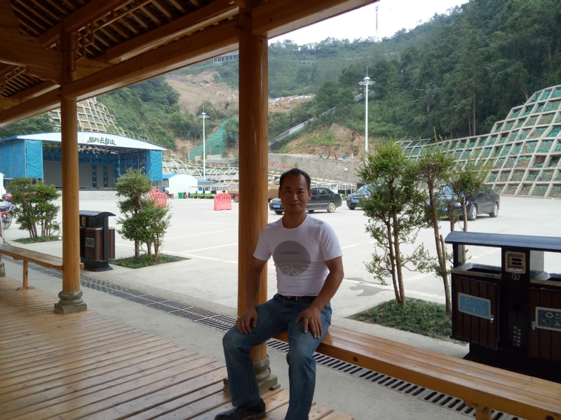 安哥的第一张照片--贵阳相亲服务中心