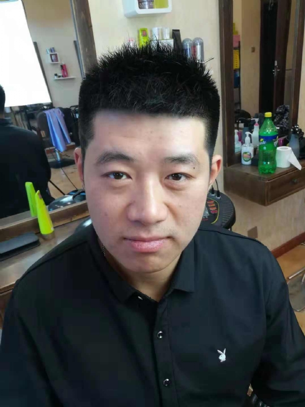 丹东风雨的第一张照片--贵阳相亲服务中心