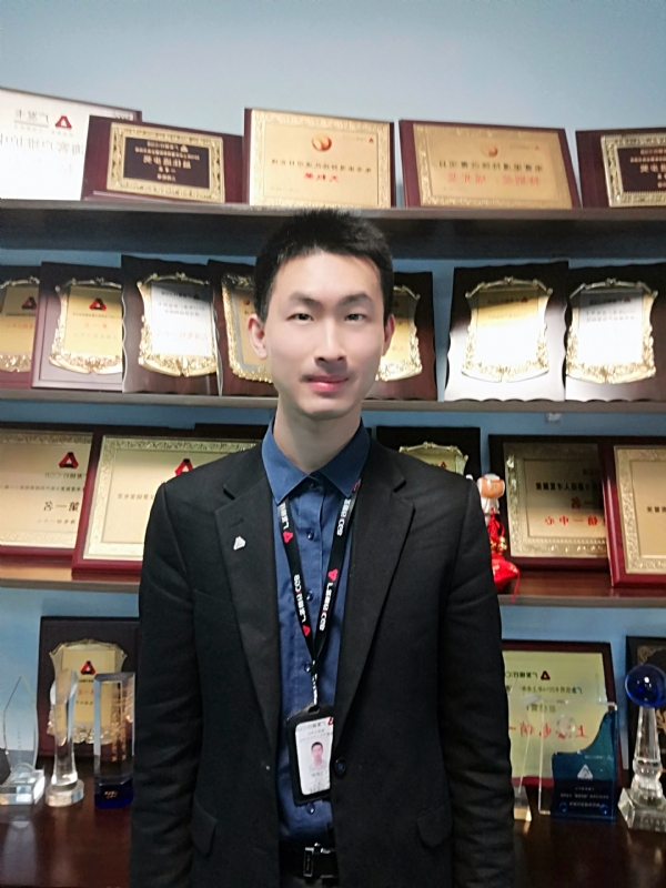 魔都青年的第一张照片--贵阳相亲服务中心