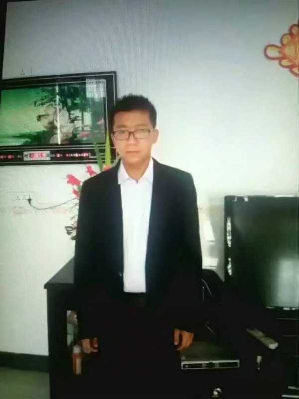 依然疼痛的第一张照片--贵阳相亲服务中心