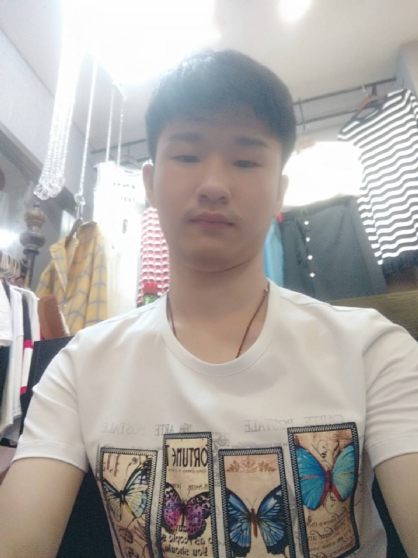 许你一世的第一张照片--贵阳相亲服务中心