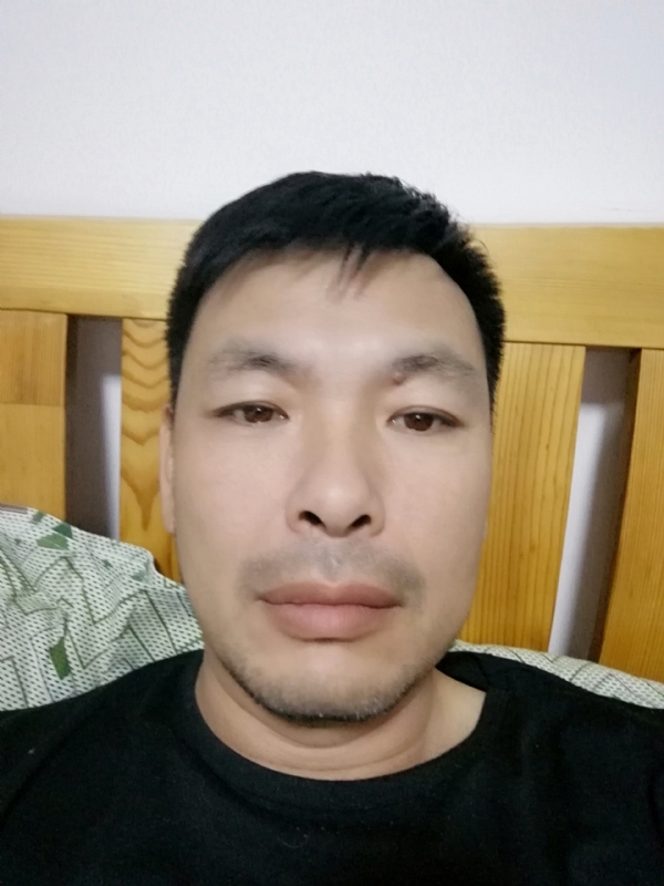 不爱当牛的第一张照片--贵阳相亲服务中心