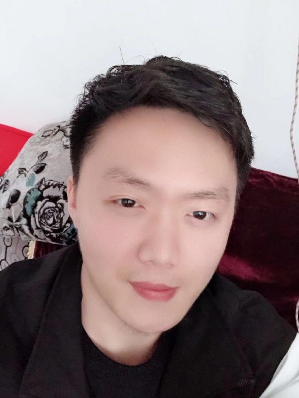 执迷的鲸鱼的第一张照片--贵阳相亲服务中心