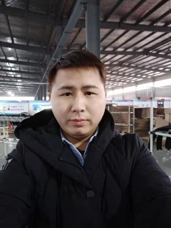 刀锋的第一张照片--贵阳相亲服务中心