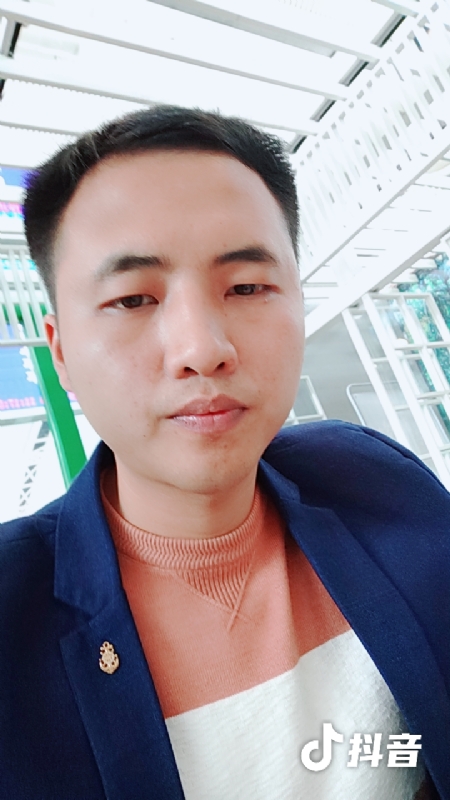 佳鑫的第一张照片--贵阳相亲服务中心