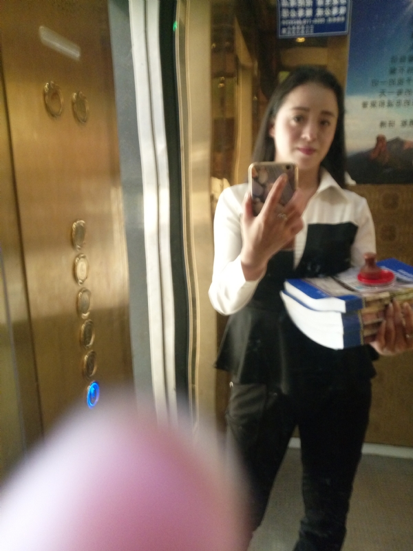 铿锵玫瑰的第一张照片--贵阳相亲服务中心