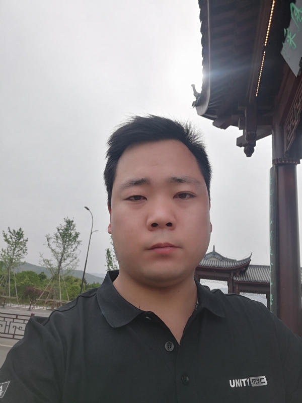 微笑的第一张照片--贵阳相亲服务中心