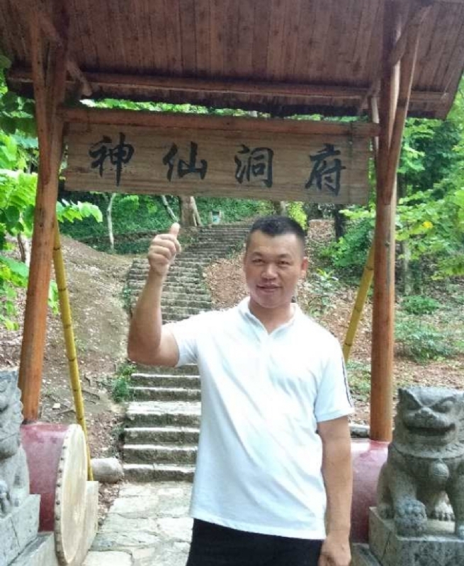 强仔的第一张照片--贵阳相亲服务中心