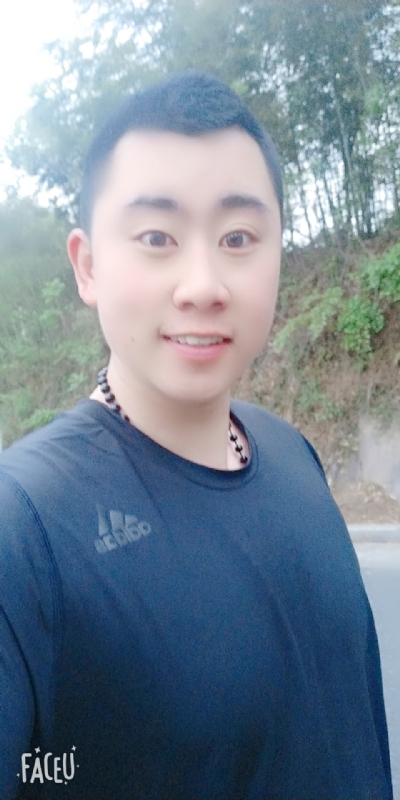 帅小伙的第一张照片--贵阳相亲服务中心