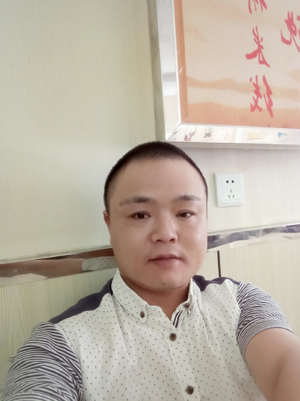 风云淡的第一张照片--贵阳相亲服务中心