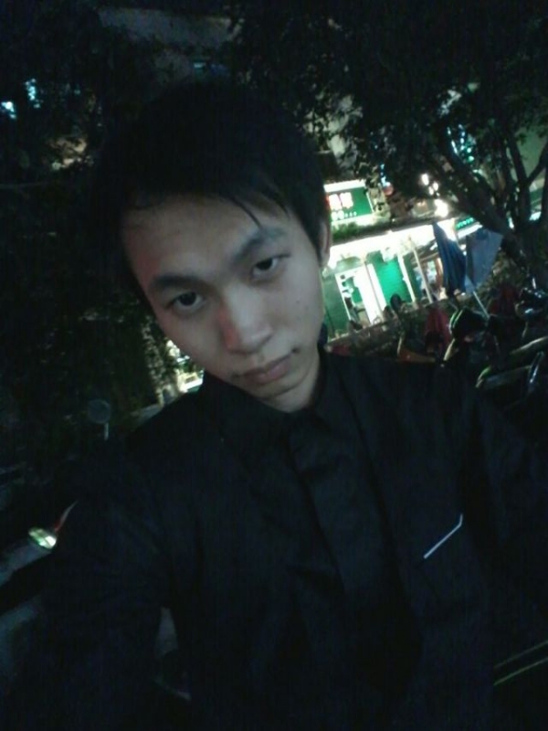 瞬间回眸的第一张照片--贵阳相亲服务中心