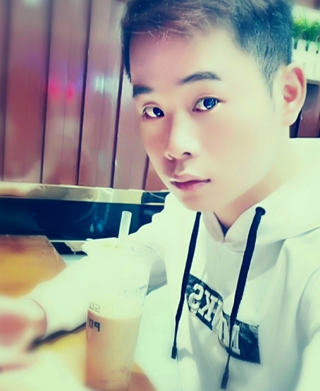 拔大萝卜的兔子的第一张照片--贵阳相亲服务中心