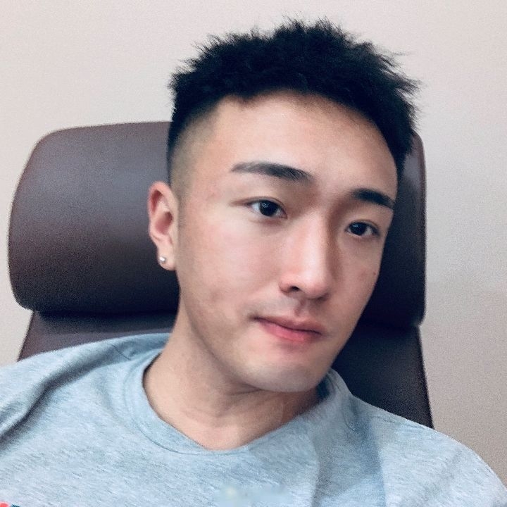 单公子的第一张照片--贵阳相亲服务中心