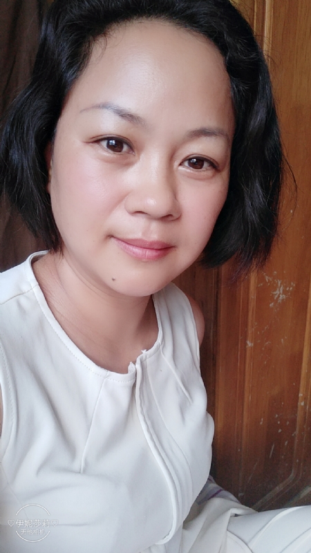 催乳师的第一张照片--贵阳相亲服务中心