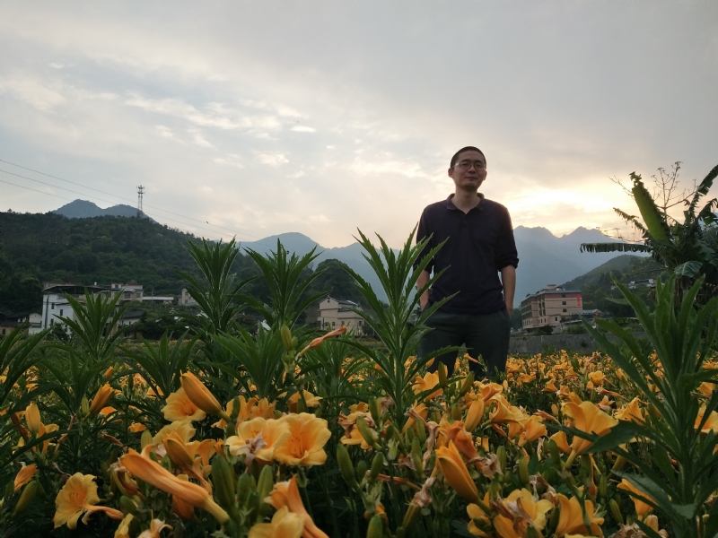 黄晓东的第一张照片--贵阳相亲服务中心