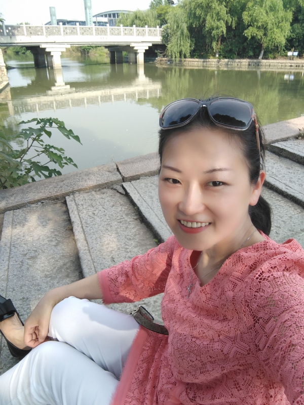 渴慕的第一张照片--贵阳相亲服务中心