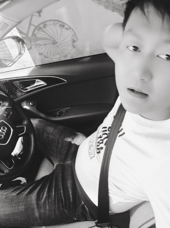 意中人的第一张照片--贵阳相亲服务中心