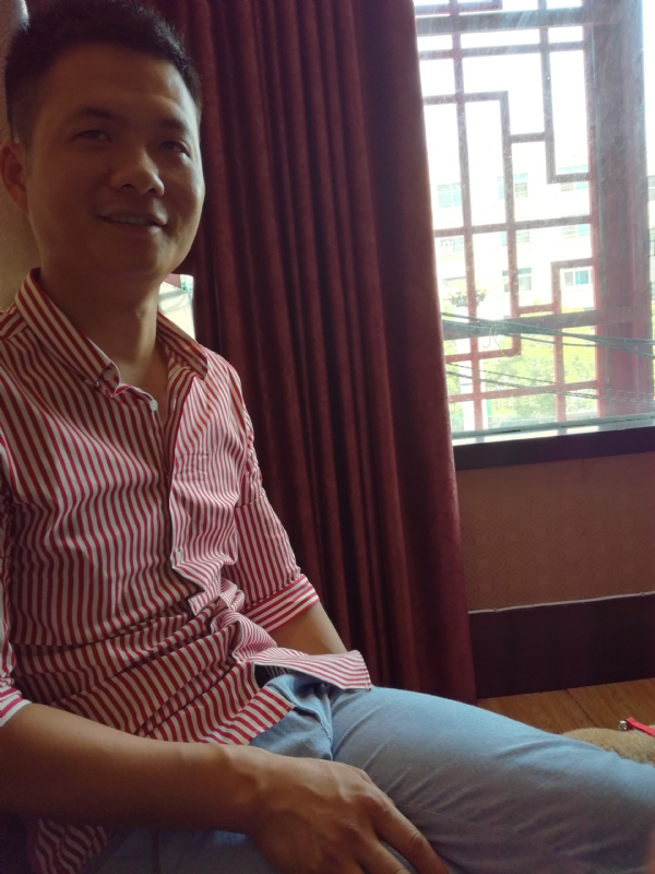 一号车手的第一张照片--贵阳相亲服务中心