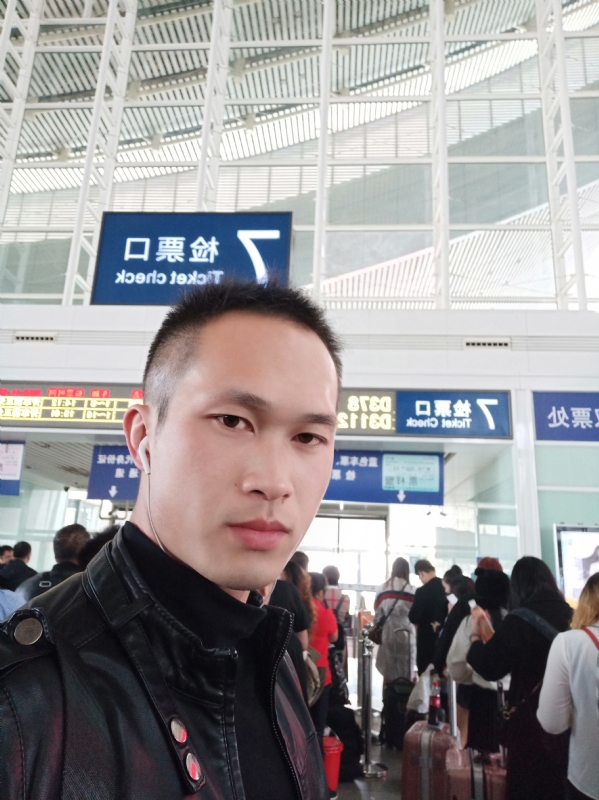 一叶知秋的第一张照片--贵阳相亲服务中心