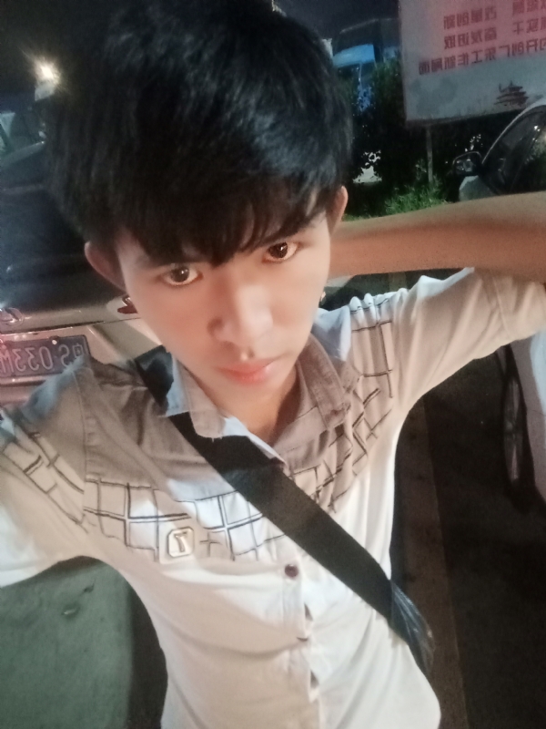 杨哥的第一张照片--贵阳相亲服务中心