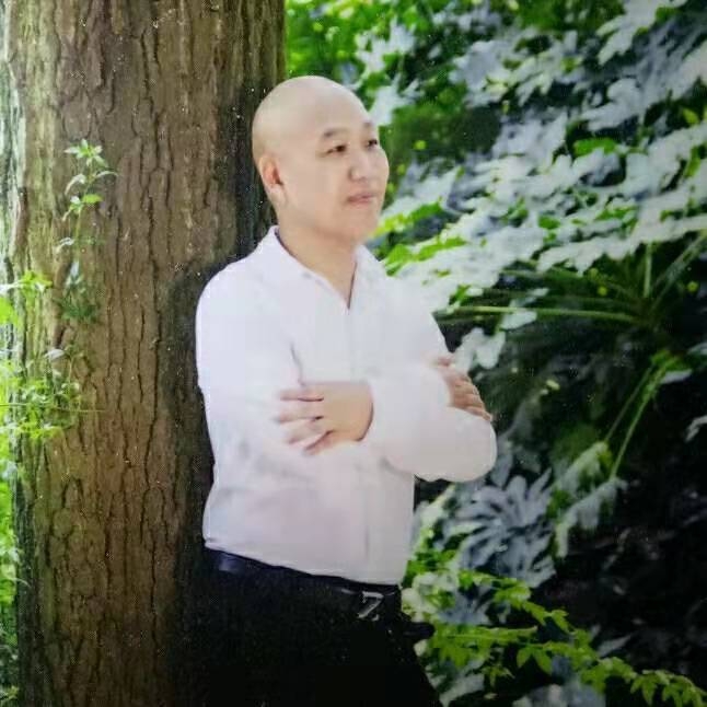 郑鑫牵手的第一张照片--贵阳相亲服务中心