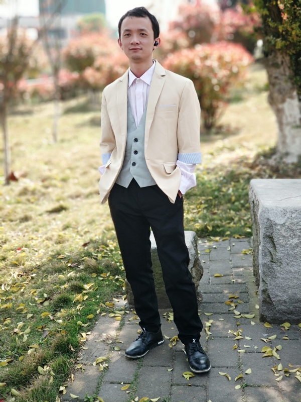 四叶草的第一张照片--贵阳相亲服务中心