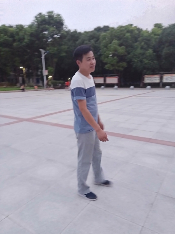 一笑的第一张照片--贵阳相亲服务中心