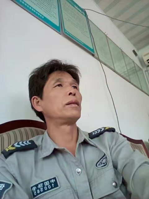 卧窗听雨的第一张照片--贵阳相亲服务中心