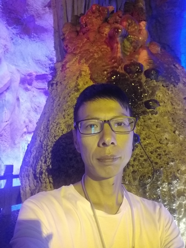 红叶的第一张照片--贵阳相亲服务中心