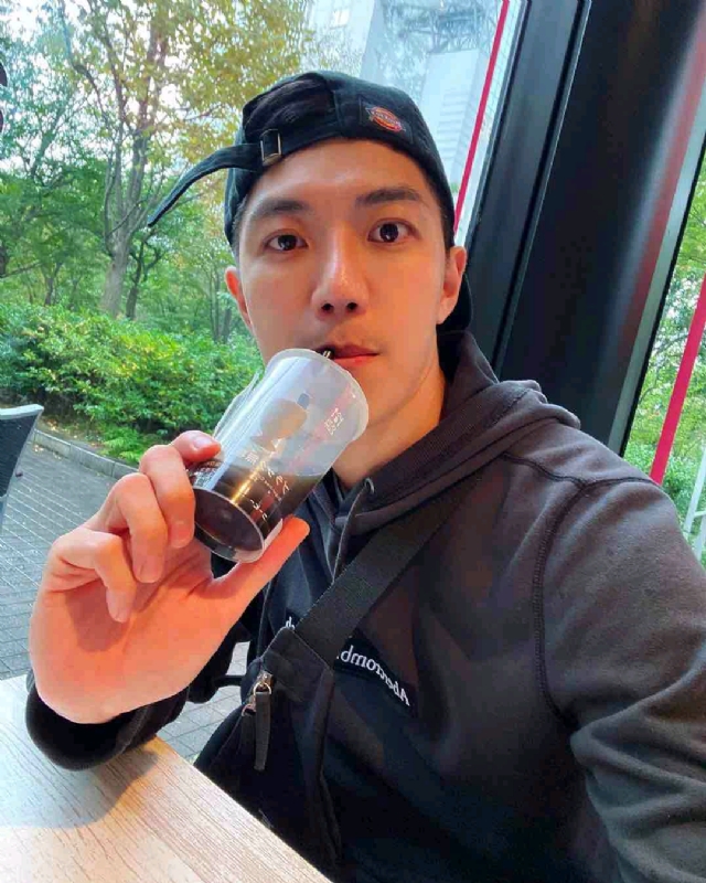 苏天奇的第一张照片--贵阳相亲服务中心