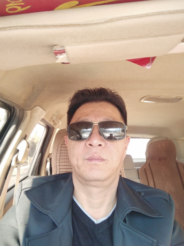 傲骨寒梅的第一张照片--贵阳相亲服务中心