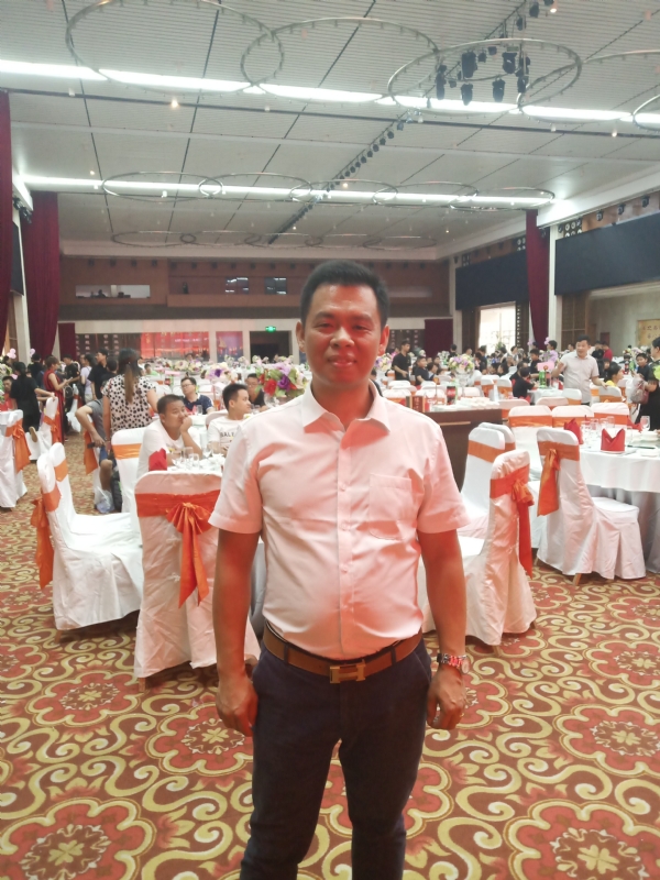 五月酷猪的第一张照片--贵阳相亲服务中心