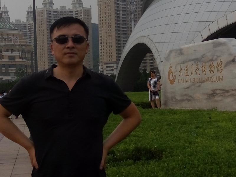 豁达的第一张照片--贵阳相亲服务中心