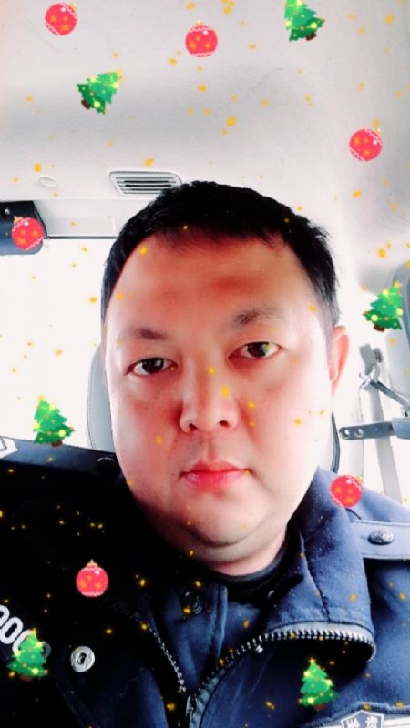 恨孤独的第一张照片--贵阳相亲服务中心