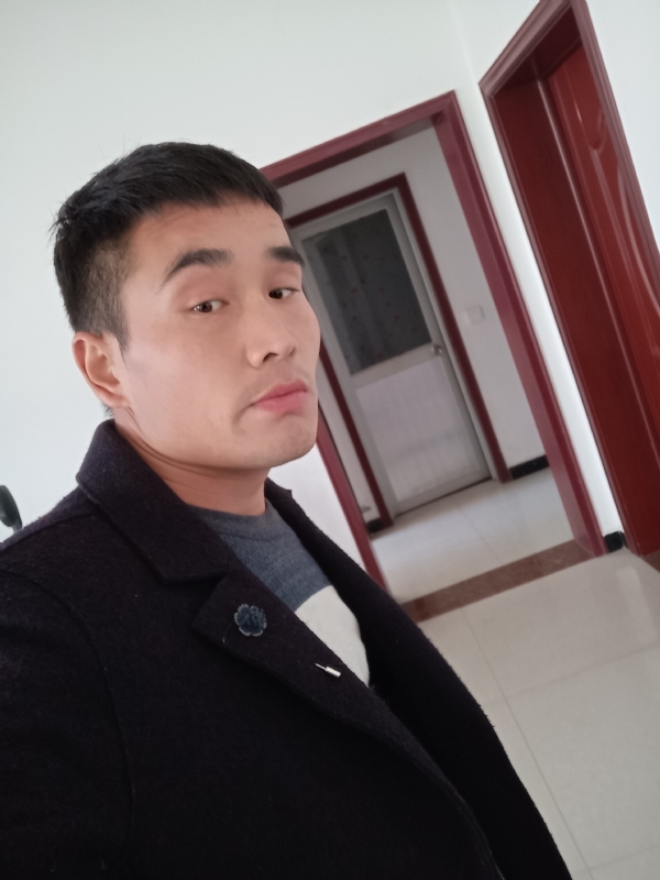 醒醒吧兄弟的第一张照片--贵阳相亲服务中心