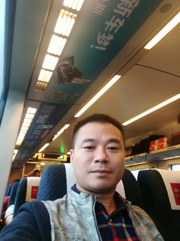 等爱的人的第一张照片--贵阳相亲服务中心