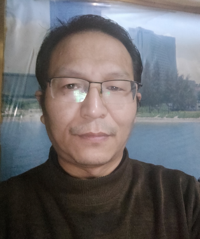 小草的第一张照片--贵阳相亲服务中心