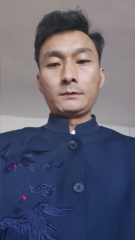 逆袭的小老鼠～龙long的第一张照片--贵阳相亲服务中心