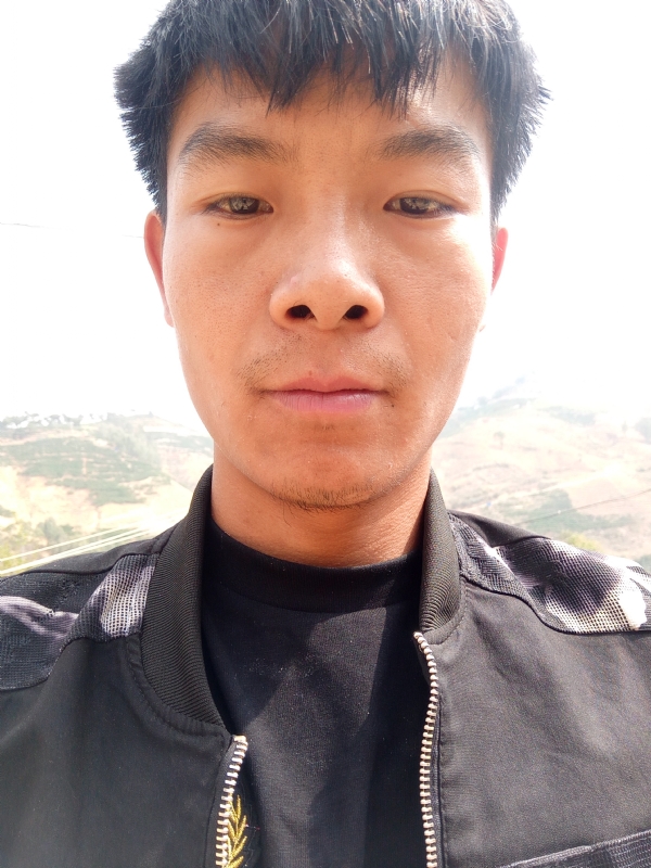 唐伟的第一张照片--贵阳相亲服务中心