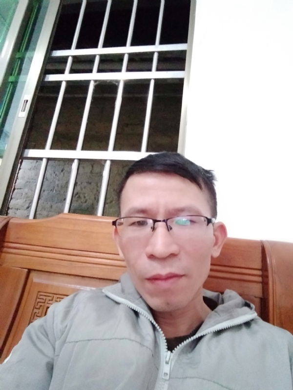 奋斗的第一张照片--贵阳相亲服务中心