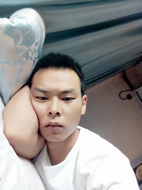 琪子心的第一张照片--贵阳相亲服务中心