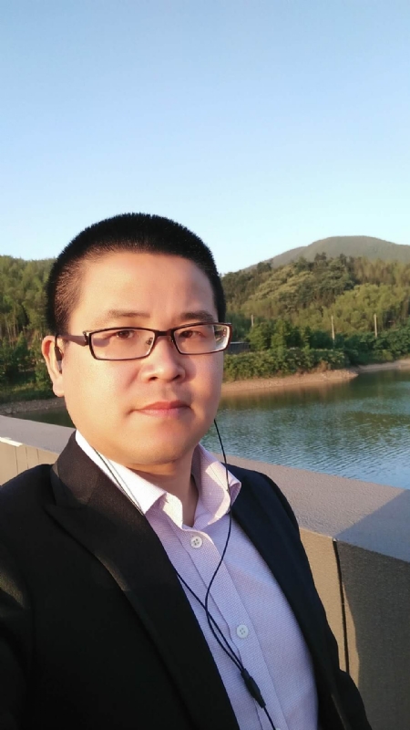 顾律师的第三张照片--贵阳相亲服务中心