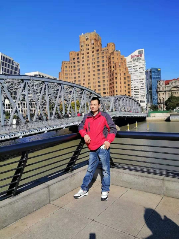 老乐的第一张照片--贵阳相亲服务中心